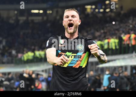 Milan Skriniar of FC Internazionale celebrates after the victory during the Serie A football match between FC Internazionale and Empoli FC at San Siro stadium in Milano (Italy), May 6th, 2022. Photo Andrea Staccioli / Insidefoto Stock Photo