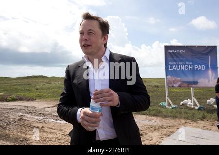 September 22, 2014, Brownsville, Texas, USA: ELON MUSK helps break ground on the Boca Chica, Texas site of its new space port in far south Texas. The remote site east of Brownsville, Texas is two miles from the mouth of the Rio Grande River and Texas' border with Mexico. (Credit Image: © Bob Daemmrich/ZUMA Press Wire) Stock Photo