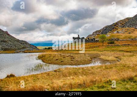Isolated  and beautiful Llyn Cwmorthin, in a disused slate quarry, Blaenau Ffestiniog, Gwynedd, North Wales Stock Photo