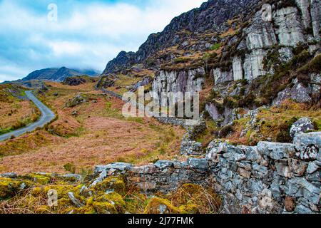 Isolated  and beautiful Llyn Cwmorthin, in a disused slate quarry, Blaenau Ffestiniog, Gwynedd, North Wales Stock Photo
