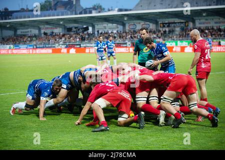 Scrum for Pierre Pages of Vannes during the French championship Pro D2 rugby union match between RC Vannes and Stade Aurillacois (Aurillac) on May 6, 2022 at La Rabine stadium in Vannes, France - Photo Damien Kilani / DK Prod / DPPI Stock Photo