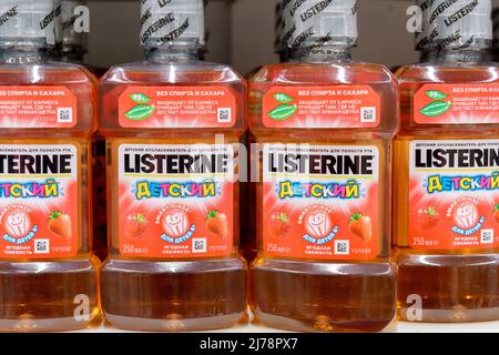 Tyumen, Russia-April 14, 2022: Listerine logo children is an American brand of antiseptic mouthwash. Stock Photo