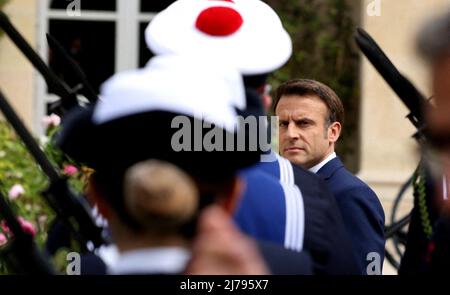 Paris, France. 07th May, 2022. Investiture ceremony of the President of the Republic, Emmanuel Macron at the Elysée Palace in Paris on may 7, 2022, following his re-election on April 24. Photo by Dominique Jacovides/pool/ABACAPRESS.COM Credit: Abaca Press/Alamy Live News Stock Photo