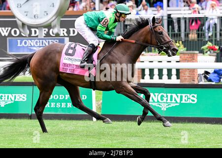 Speak of the Devil FR 8 ridden by Flavien Prat wins the