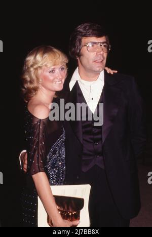 Laurette Spang and John McCook Circa 1980's  Credit: Ralph Dominguez/MediaPunch Stock Photo