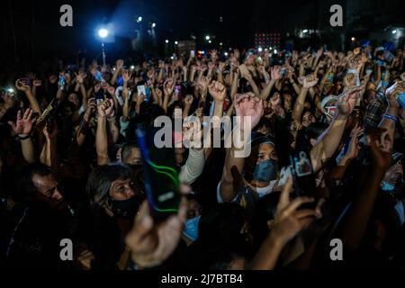 May 6, 2022, Singapore, Singapore, Singapore: Supporters of presidential candidate Senator MANNY PACQUIAO gather during a campaign rally in Cebu City, Philippines, May 6, 2022. (Credit Image: © Maverick Asio/ZUMA Press Wire) Stock Photo