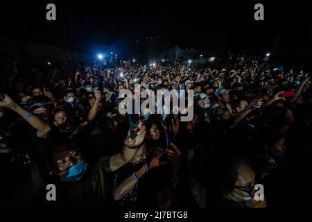 May 6, 2022, Singapore, Singapore, Singapore: Supporters of presidential candidate Senator MANNY PACQUIAO gather during a campaign rally in Cebu City, Philippines, May 6, 2022. (Credit Image: © Maverick Asio/ZUMA Press Wire) Stock Photo