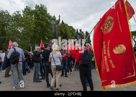 Russia,08/05/2022Demonstration 'Den Pobedi ',' Area Piazza San Giovanni, People celebrate' Den Pobedi ', the Day of Russia's Victory over Nazism. Ps: the photo can be used in compliance with the context in which it was taken, and without the defamatory intent of the decorum of the people represented Stock Photo