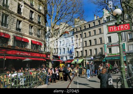 Paris, France, busy Street Scene, Place de la Bastille, Rue de la Roquette, Paris Cafe View, Large Crowd People, Sidewalk Terrace, paris general view summer Stock Photo