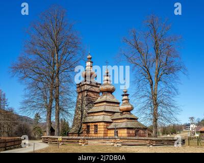 St. Paraskevi wooden church in Kwiatoń, Poland.  Built in 17th century. Originally an eastern orthodox church (tserkva), now a Roman Catholic church. Stock Photo