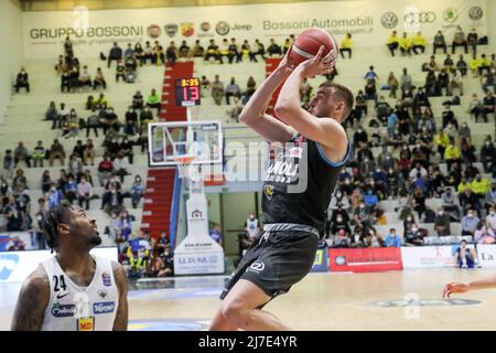 Cremona, Italy, May 08 2022, Tres Tinkle (Vanoli Cremona)  during  Vanoli Basket Cremona vs Dolomiti Energia Trentino, Italian Basketball A Serie  Championship in Cremona, Italy, May 08 2022 Stock Photo