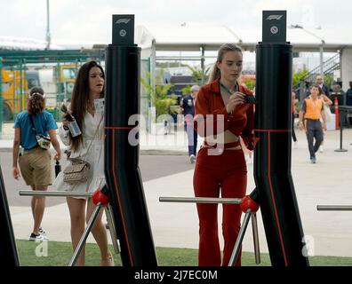 05/08/2022, Miami International Autodrome, Miami, FORMULA 1 CRYPTO.COM MIAMI GRAND PRIX ,in the picture Elena Berri (r) girlfriend of Esteban Ocon (FRA), Alpine F1 Team with Caterina Masetti Zannini, girlfriend of Pierre Gasly (FRA), Scuderia AlphaTauri. Stock Photo