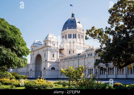 Royal Exhibition Building, Carlton Gardens, Melbourne, Victoria, Australia, Saturday, April 16, 2022.Photo: David Rowland / One-Image.com Stock Photo