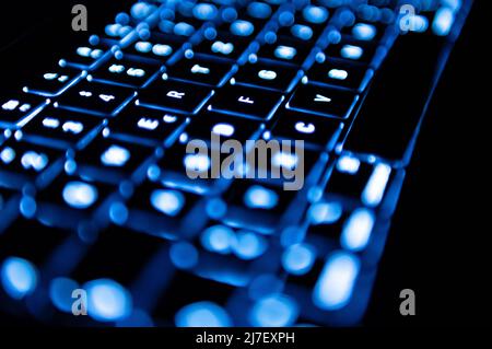 07 May 2022, Baden-Wuerttemberg, Rottweil: The keyboard of a MacBook Air. Photo: Silas Stein/dpa Stock Photo