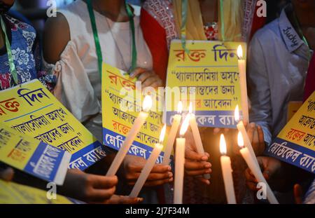 May 7, 2022, Kolkata, West Bengal, India: Pupils gathered for awareness on world Thalassemia day..World Thalassemia Day aims to create awareness about the ailment and support patients, their families and health care workers with information to combat it..World Thalassemia Day is marked on May 8, every year. The event was first organised by the Thalassemia International Federation (TIF) in 1994, in memory of George Englezos, the son of TIF founder Panos Englezos. He had lost his life to the disease. Since then, the event is observed every year. (Credit Image: © Rahul Sadhukhan/Pacific Press via Stock Photo