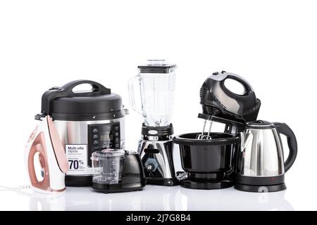 https://l450v.alamy.com/450v/2j7g8b4/kitchen-home-appliances-different-household-appliances-on-white-background-2j7g8b4.jpg