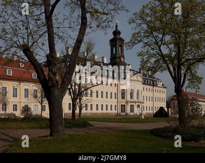 Wermsdorf Sachsen Jagdschloß Hubertusburg 1721-51 v Joh Chr Naumann u Joh Chr Knöffel 75308 Hauptflügel mit Uhren-Dachreiter von Süden Stock Photo