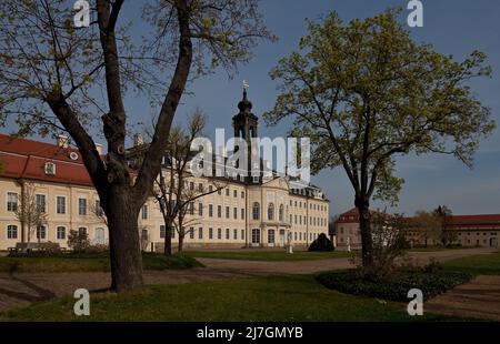 Wermsdorf Sachsen Jagdschloß Hubertusburg 1721-51 v Joh Chr Naumann u Joh Chr Knöffel 75309 Hauptflügel mit Uhren-Dachreiter von Süden Stock Photo