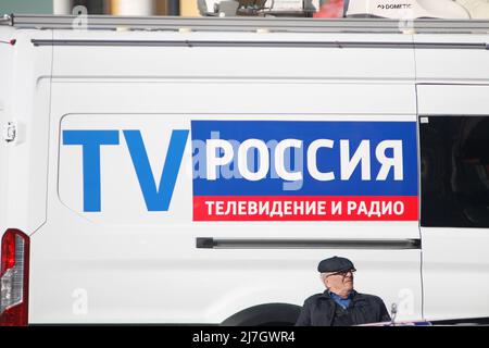 St. Petersburg, Russia. 09th May, 2022. The logo of the TV channel Russia on the Palace Square. A solemn military parade in St. Petersburg to mark the 77th anniversary of the Victory in the Great Patriotic War. Credit: SOPA Images Limited/Alamy Live News Stock Photo