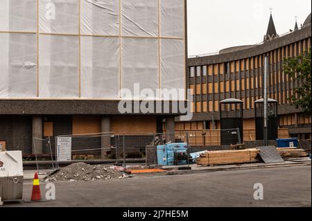 Boarded up windows at Regjeringskvartalet after the 2011 bombing. Stock Photo