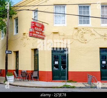 Front door half moon hi-res stock photography and images - Alamy