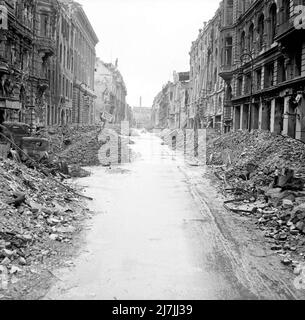 A devastated street in the city centre just off the Unter den Linden after Battle of Berlin Stock Photo