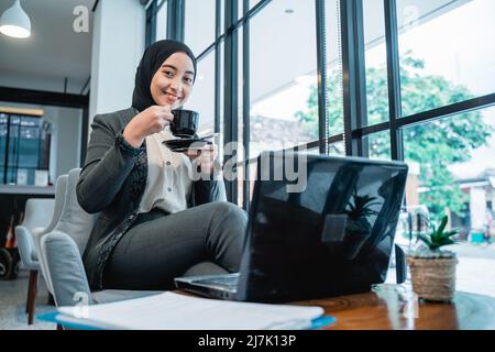 young business muslim woman working at her office Stock Photo