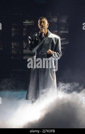 Turin, Italy. 9th May 2022. Italian singer Mahmood on stage of 2022 Turin Eurovision Song Contest Credit: Marco Destefanis/Alamy Live News Stock Photo