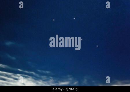 Caelum star constellation, Night sky, Cluster of stars, Deep space ...