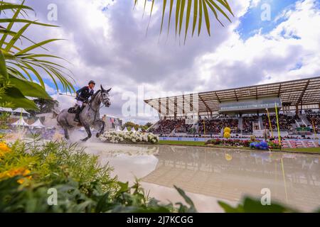 Edward LEVY (FRA) riding CONFIDENCE D'ASS in the Derby Region des Pays de La Loire during the Jumping International de La Baule 2022, equestrian event on May 7, 2022 in La Baule, France - Photo Damien Kilani / DK Prod / DPPI Stock Photo