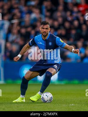 Wycombe Wanderers' Ryan Tafazolli in action during the Sky Bet League One play-off semi-final, first leg match at Adams Park, High Wycombe. Picture date: Thursday May 5, 2022. Stock Photo