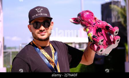 May 6th, 2022: Local Miami Artist Vazabase during the Formula 1 Crypto.com Miami Grand Prix in Miami, FL . Jason Pohuski/CSM Stock Photo