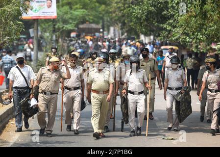 New Delhi, India. 10th May, 2022. NEW DELHI, INDIA - MAY 10: Security personnel deployed during the anti-encroachment drive at New Friends Colony on May 10, 2022 in New Delhi, India. (Photo by Sanchit Khanna/Hindustan Times/Sipa USA) Credit: Sipa USA/Alamy Live News Stock Photo