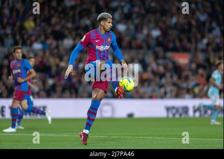 Barcelona, Spain. 10/05/2022, , Ronald Araujo of FC Barcelona during the Liga match between FC Barcelona and  Real Celta de Vigoat Camp Nou in Barcelona, Spain. Stock Photo