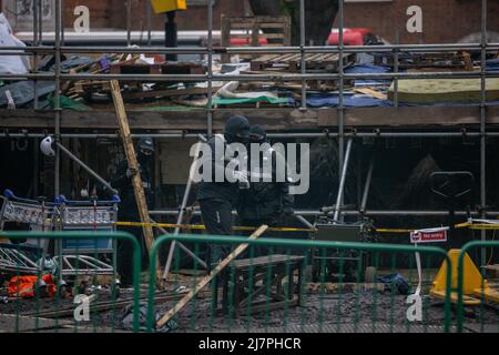 Bailiffs work on site to evict a group of HS2 activists who are living in unstable tunnels underneath Euston Square Gardens in Central London Featuring: Atmosphere Where: London, United Kingdom When: 01 Feb 2021 Credit: Phil Lewis/WENN Stock Photo