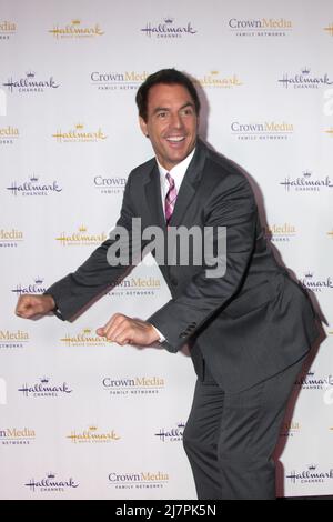 LOS ANGELES - JAN 11:  Mark Steines, Cristina Ferrare at the Hallmark Winter TCA Party at The Huntington Library on January 11, 2014 in San Marino, CA Stock Photo