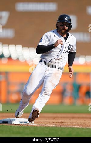 ANAHEIM, CA - SEPTEMBER 15: Detroit Tigers shortstop Javier Baez (28) in  the dugout wearing a hockey helmet after hitting a solo home run in the  fourth inning of an MLB baseball