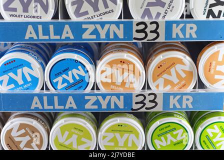 Zyn nicotine hi-res stock photography and images - Alamy