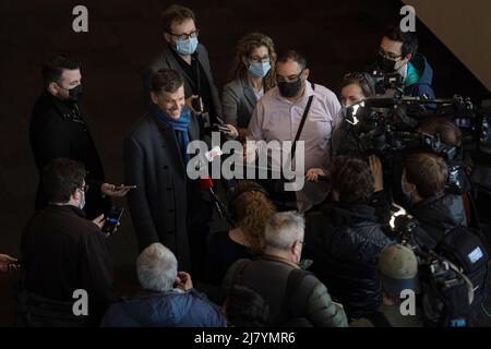 Quebec City mayor Bruno Marchand reacts to the unveiling of the a new version for a third link between Quebec City and Levis dow} April 14, 2022. Stock Photo