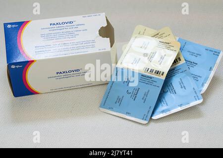 Charleston, United States Of America. 11th May, 2022. Paxlovid, an experimental two pill drug treatment for COVID-19 composed of nirmatrelvir and ritonavir tablets manufactured by Pfizer pharmaceutical. Credit: Planetpix/Alamy Live News Stock Photo