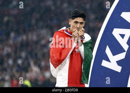 AMSTERDAM - Edson Alvarez of Ajax celebrates winning the 36th Dutch Eredivisie title after the Eredivisie match between Ajax and sc Heerenveen at the Johan Cruijff ArenA on May 11, 2022 in Amsterdam, Netherlands. ANP MAURICE VAN STEEN Stock Photo