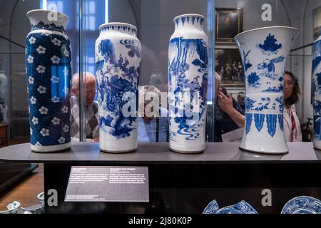 Seven Sleeve vases rolwagens from China at Rijksmuseum, Amsterdam, The Netherlands, Europe Stock Photo