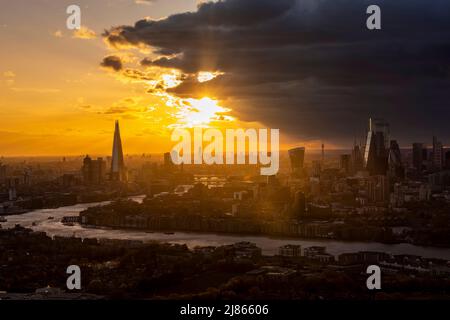 Panorama of the London skyline during a cloudy sunset Stock Photo
