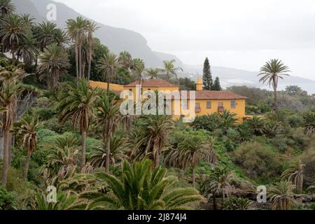The Casona de Castro, a 16th century colonial mansion house, along the Rambla de Castro hiking trail, in Los Realejos, Tenerife, Spain. Stock Photo