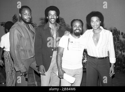 Roger E. Mosley, Ray Vitte, Ben Hawkins and Al McKay  at the 2nd Annual United High Blood Pressure Foundation Telethon 1977 Credit: Ralph Dominguez/MediaPunch Stock Photo