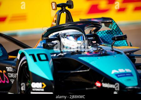 Berlin, Germany. 14th May, 2022. 10 BIRD Sam (gbr), Jaguar TCS Racing, Jaguar I-Type 5, action during the 2022 Berlin ePrix, 5th meeting of the 2021-22 ABB FIA Formula E World Championship, on the Tempelhof Airport Street Circuit from May 13 to 15, in Berlin - Photo: Joao Filipe/DPPI/LiveMedia Credit: Independent Photo Agency/Alamy Live News Stock Photo