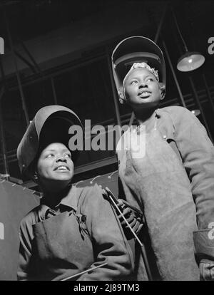 New Britain, Connecticut. Women welders at the Landers, Frary, and Clark plant. Stock Photo