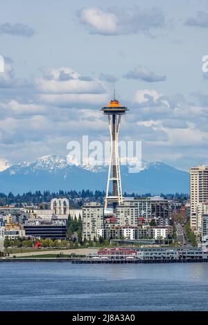 Cascade Mountain can be seen behind the Seattle skyline in Washington State. Stock Photo