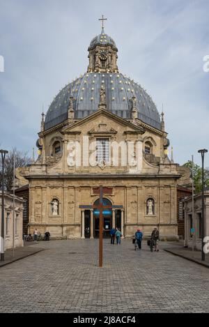 Scherpenheuvel, Flemish Brabant Region, Belgium - 04 11 2022 - Front court, facade and dome of the Basilica Stock Photo