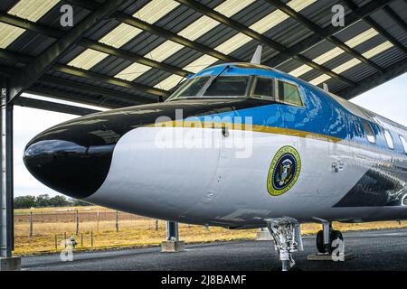 Oct 23 2012 Johnson City Texas USA - President Lyndon Johnsons presidential jet parked under shelter at his Texas ranch with the presidential seal -fa Stock Photo